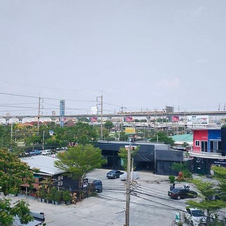 View Dee Bkk Airport Residence Банкок Екстериор снимка