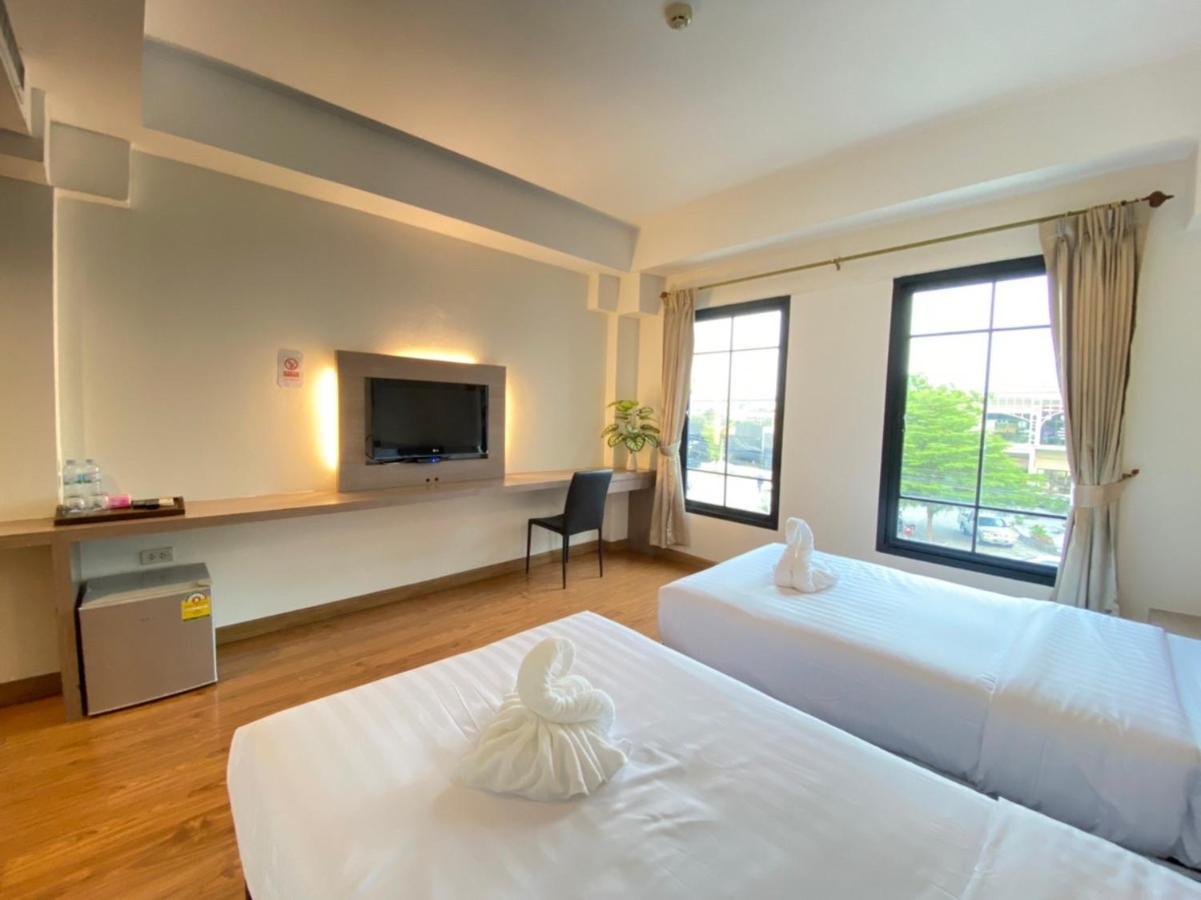 View Dee Bkk Airport Residence Банкок Екстериор снимка