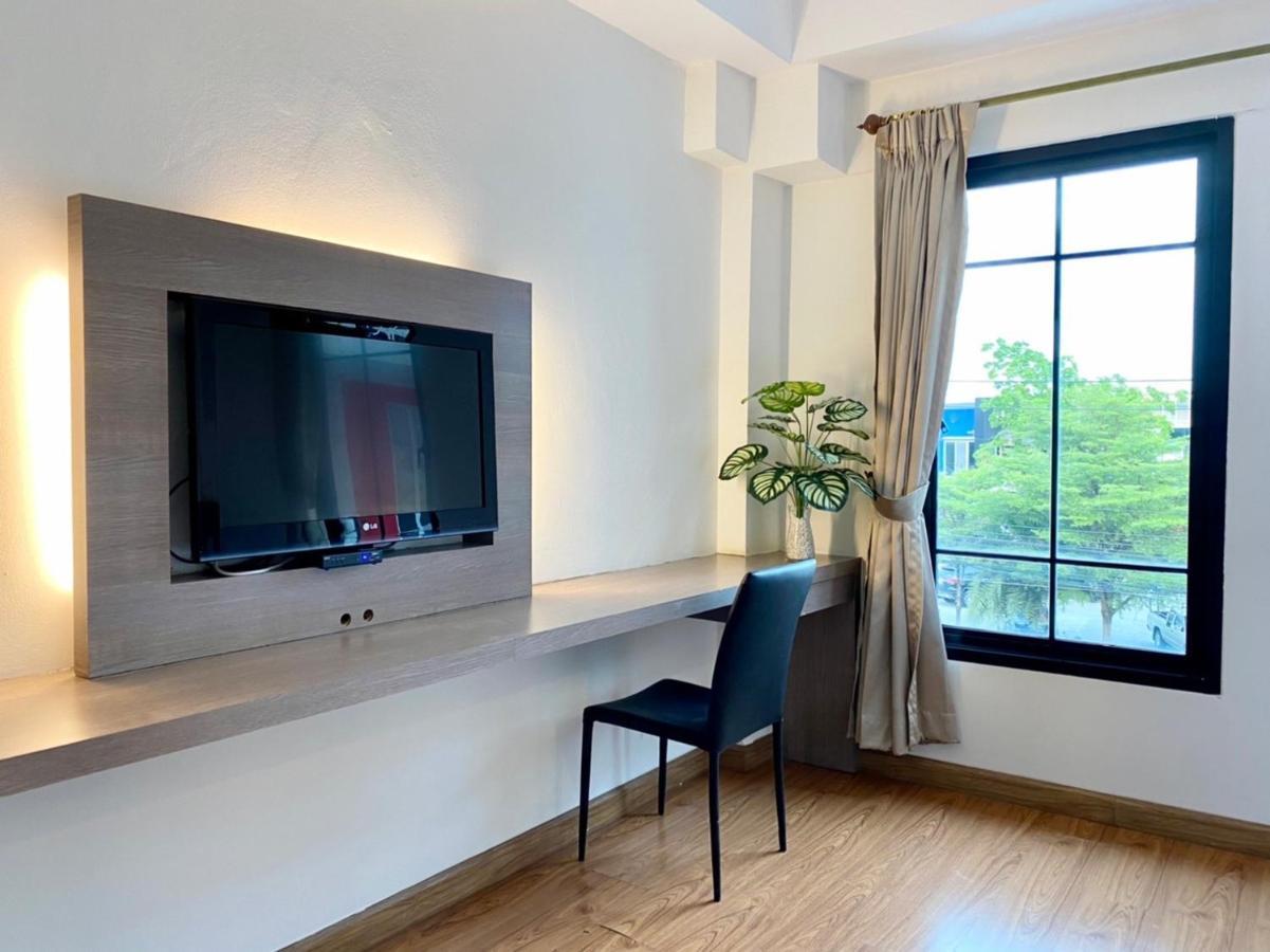 View Dee Bkk Airport Residence Банкок Екстериор снимка