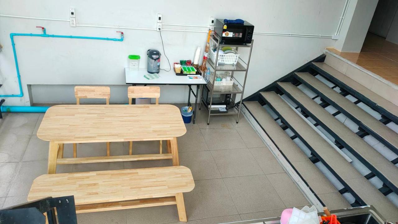 View Dee Bkk Airport Residence Банкок Екстериор снимка