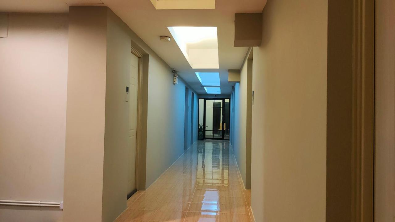 View Dee Bkk Airport Residence Банкок Екстериор снимка